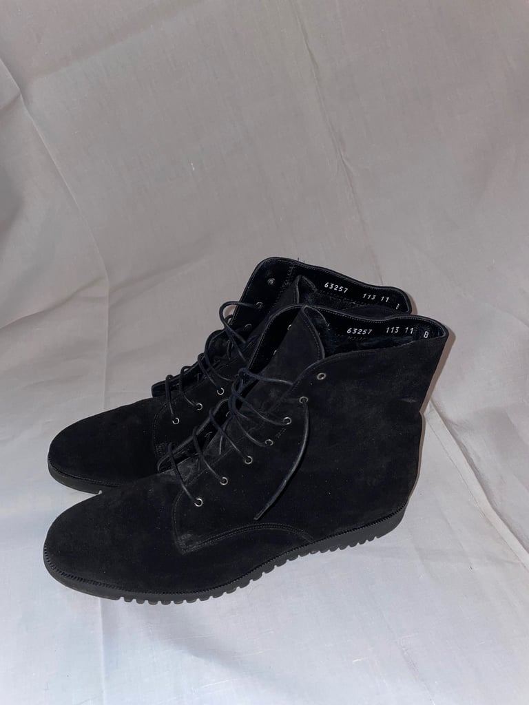 image for Vintage Luxury Italian Shoes, Reggiana Nero Blu Salvatore Ferragamo
