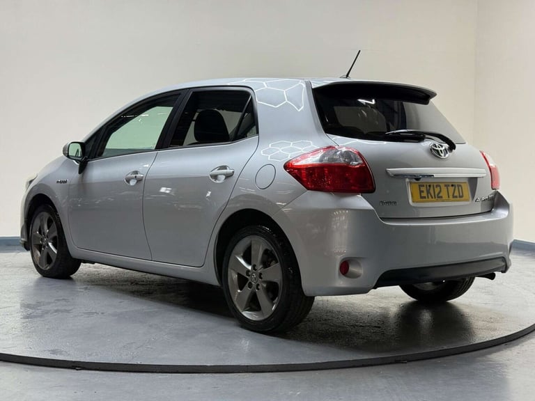 2012 Toyota Auris 1.8 VVT-h T Spirit CVT Euro 5 (s/s) 5dr Hatchback Hybrid Automatic