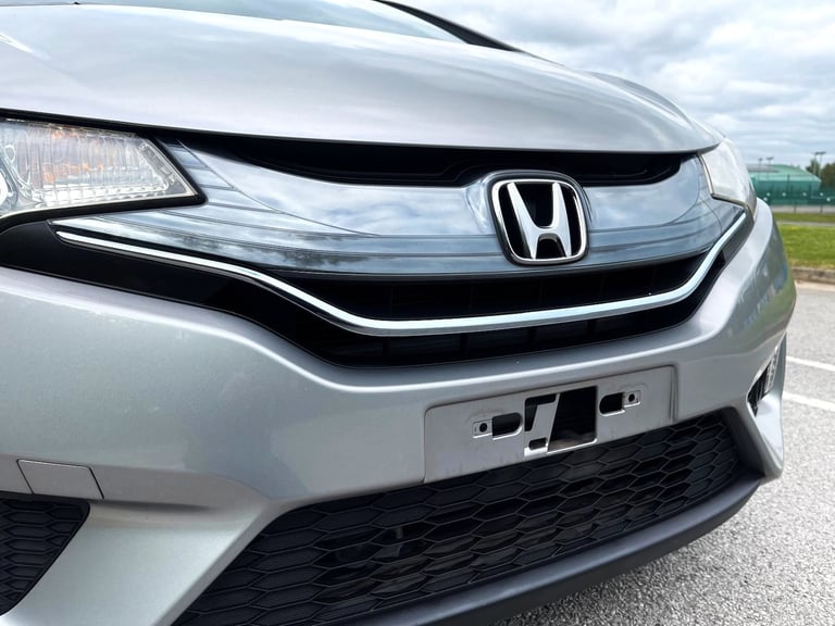 2013 Honda Fit  1.5 HYBRID/PETROL L PACKAGE ULEZ AUTO REVCAM ALLOY Hatchback Petrol/Electric Hybr...
