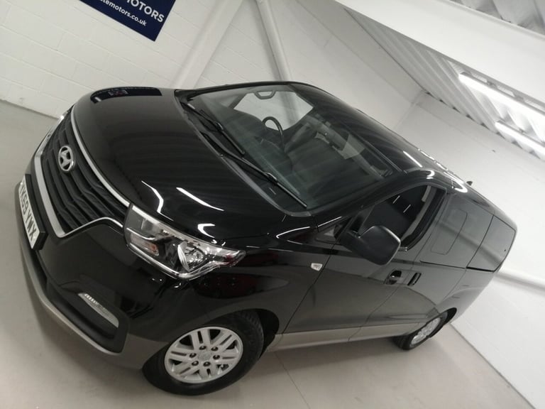 2019 69 HYUNDAI I800 2.5 CRDI SE NAV MPV 5DR DIESEL MANUAL EURO 6 (136 PS) 9 SEA