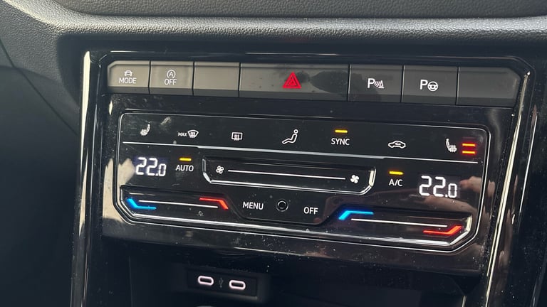 2022 Volkswagen T-Roc 1.5 TSI R-Line 5dr DSG Petrol Hatchback Hatchback Petrol Automatic