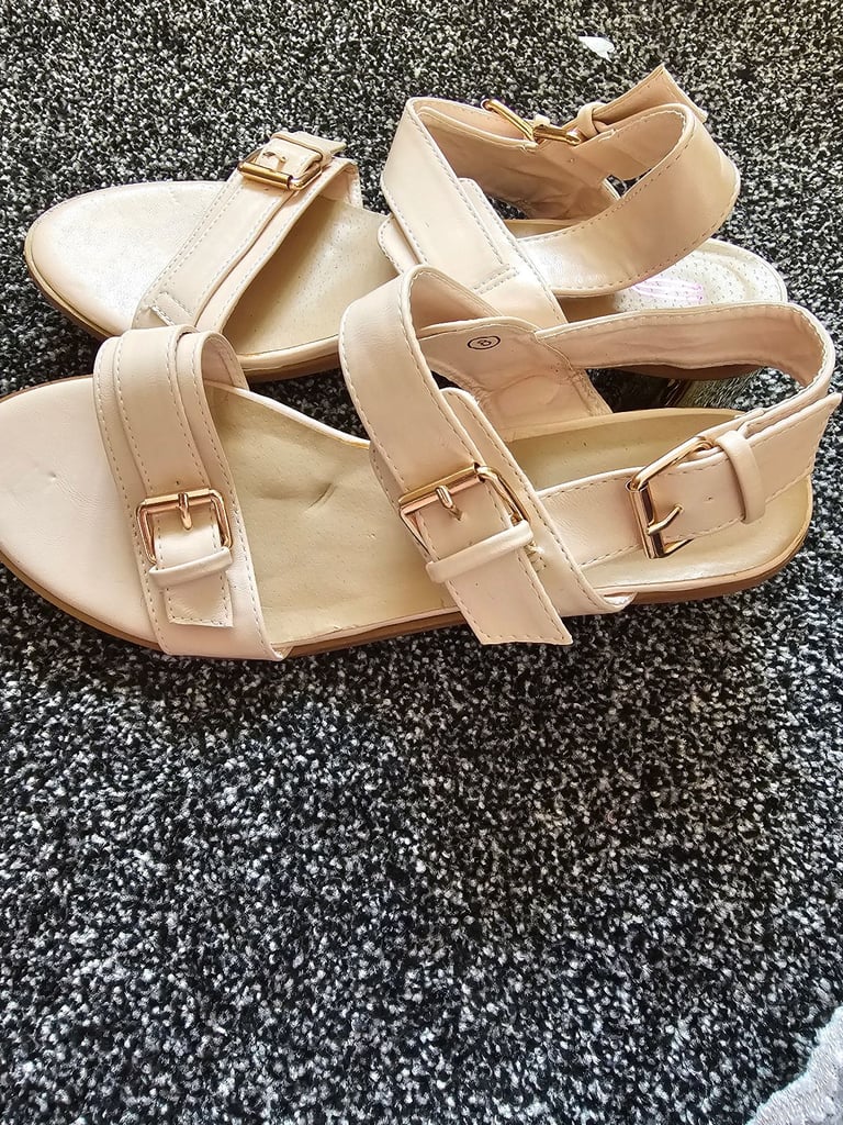 Beige colour sandles size 8