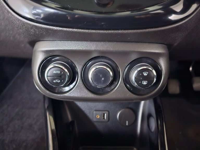 2013 Vauxhall ADAM 1.2 ecoFLEX 16v GLAM Euro 5 (s/s) 3dr HATCHBACK Petrol Manual