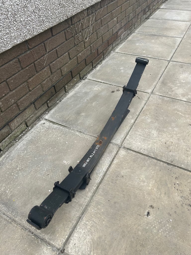 Mitsubishi L200 Rear Leaf Spring 