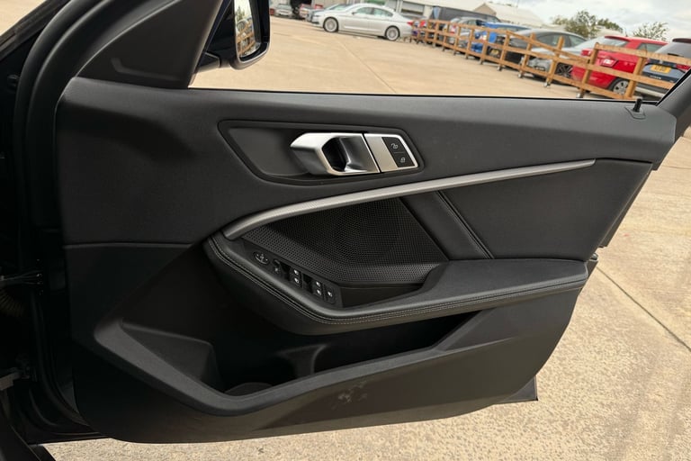 2020 BMW 1 Series 118i M Sport 5dr Step Auto Hatchback PETROL Automatic