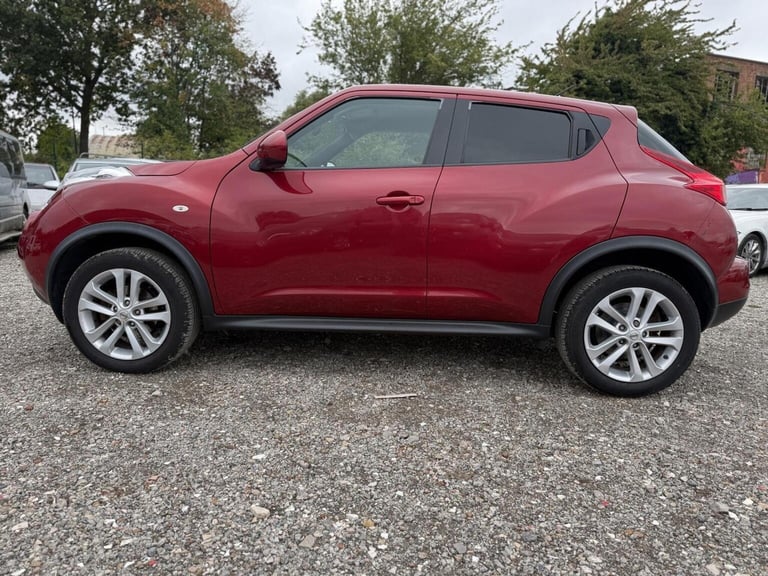 NISSAN JUKE 1.6 Acenta Premium Euro 5 5dr 2011