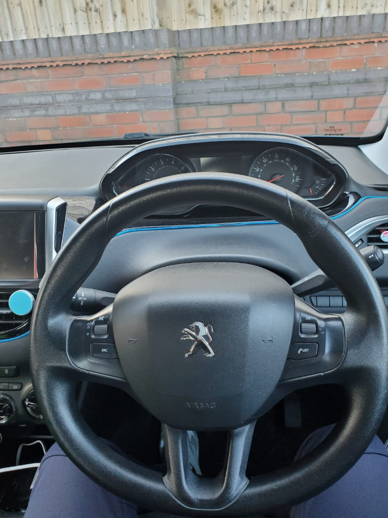 2012 62 PEUGEOT 208 1.4 ACTIVE / 100K MILES / NO MOT / 5 SPEED MANUAL - Image 5