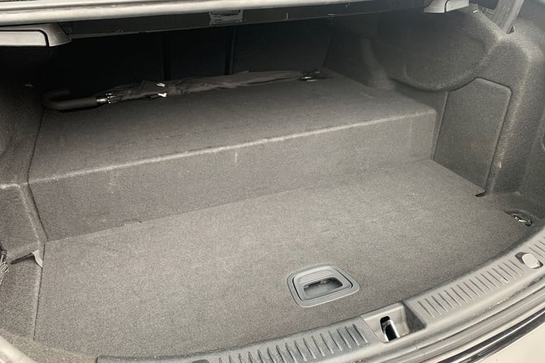 2021 Mercedes-Benz E-Class E300de AMG Line Premium 4dr 9G-Tronic Saloon DIESEL/ELECTRIC Automatic
