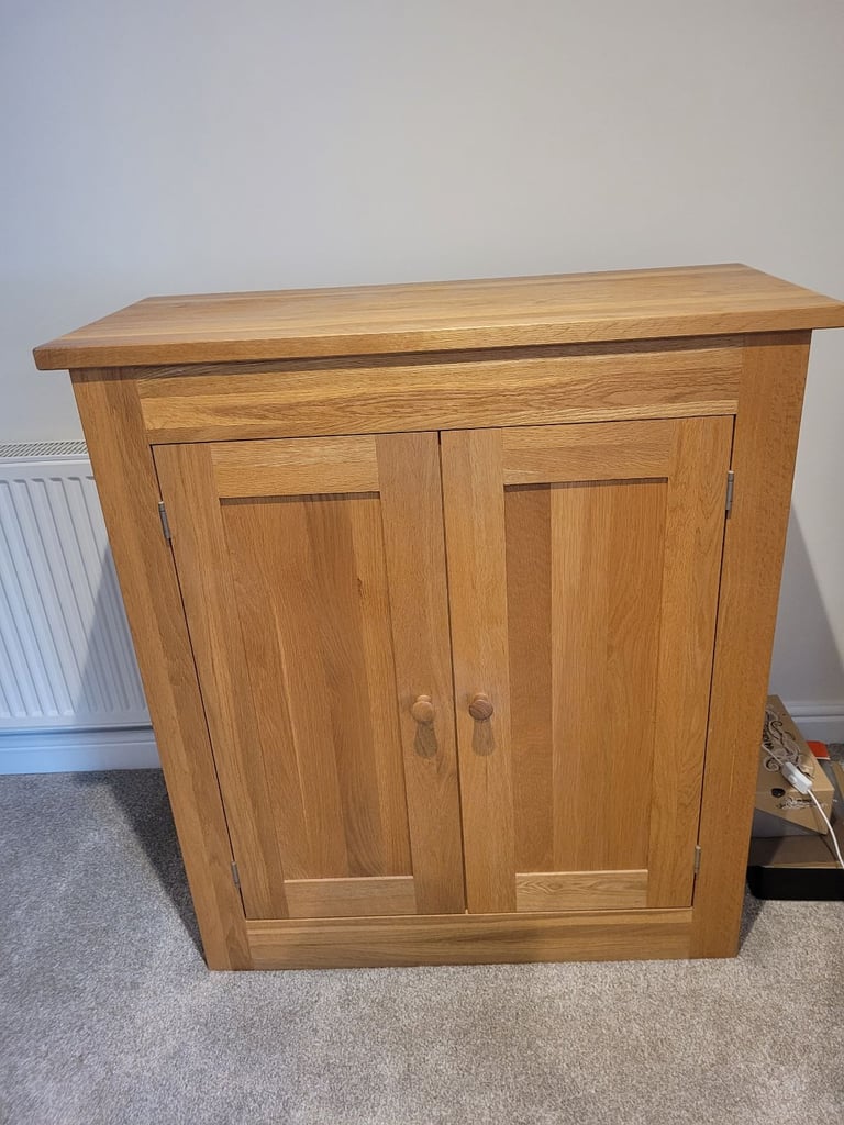 Solid wood storage unit