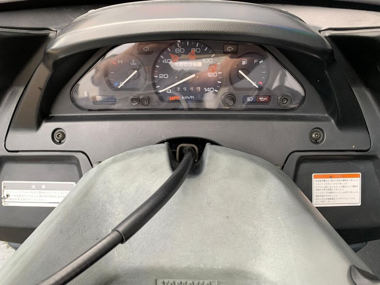 YAMAHA YP 250 MAJESTY PROJECT BIKE HPI CLEAR