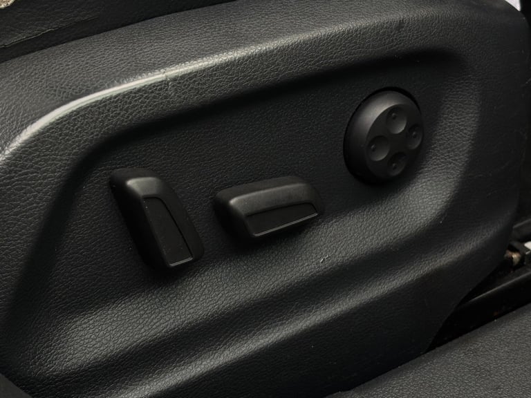 2008 Volkswagen Tiguan 2.0 TDI Sport Auto 4WD Euro 4 5dr ESTATE Diesel Automatic