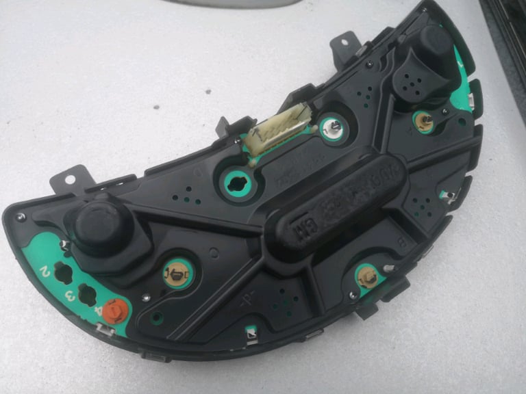 Vauxhall Corsa sxi Speedo/clocks