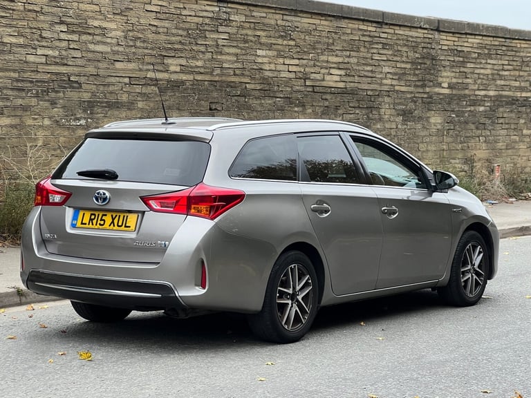 2015 Toyota Auris 1.8 VVTi Hybrid Icon+ 5dr CVT Auto ESTATE Petrol/Electric Hybrid Automatic