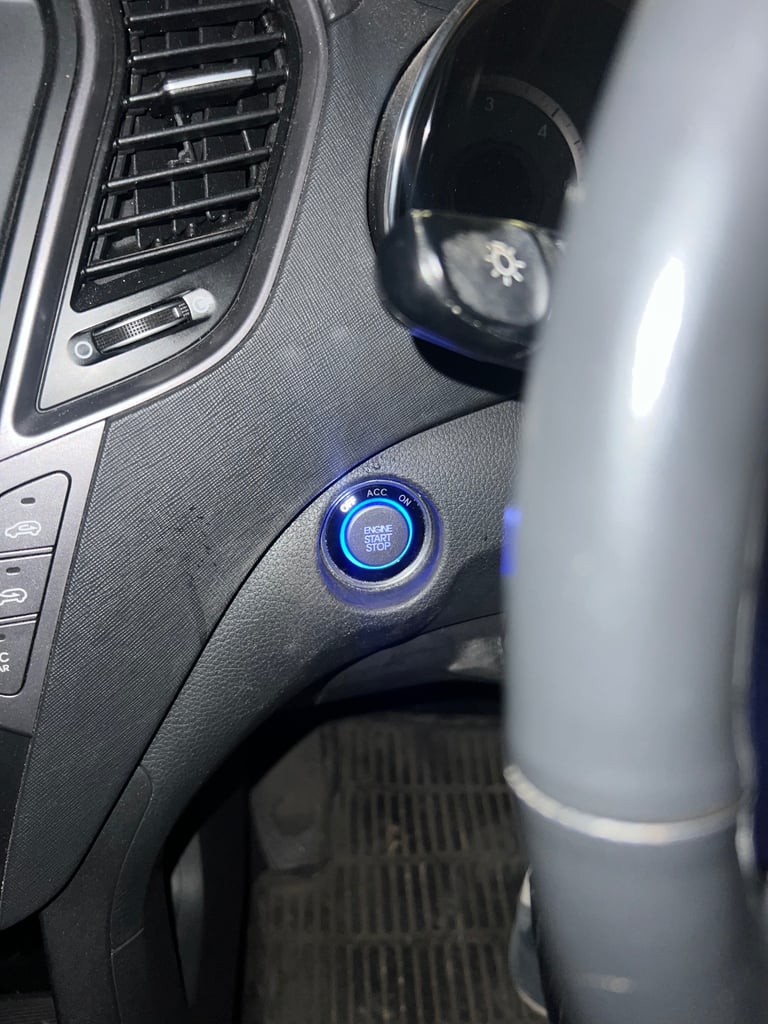 Hyundai, SANTA FE, Estate, 2016, Manual, 2199 (cc), 5 doors