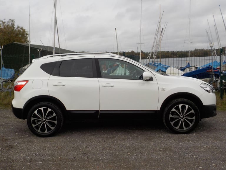 2012 Nissan Qashqai 1.5 dCi n-tec+ 2WD Euro 5 5dr HATCHBACK Diesel Manual