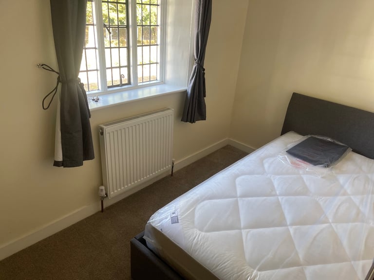 Room to rent 