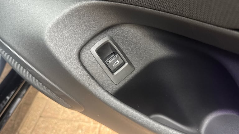 2025 BMW i5 250kW eDrive40 M Sport 84kWh 5dr Auto Electric Estate Estate Electric Automatic