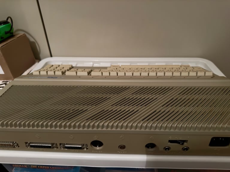 HUGE & RARE ATARI 1040 STE BUNDLE (VGC) inc. Games, LCD Monitor, Joysticks etc.