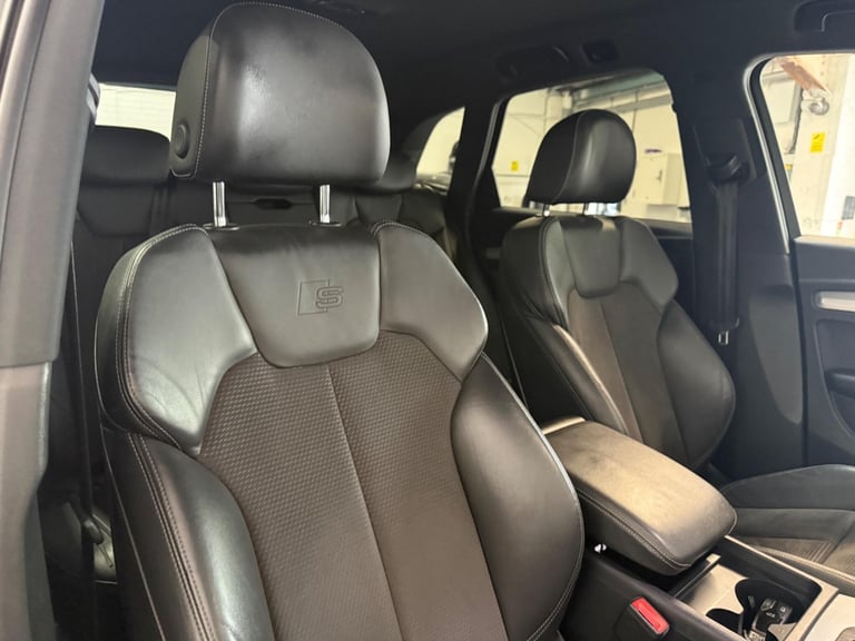 2017 Audi Q5 2.0 TDI S line SUV 5dr Diesel S Tronic quattro Euro 6 (s/s) (190 ps) ESTATE Diesel A...