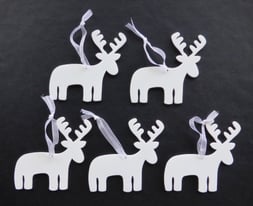 17 x WHITE REINDEER CHRISTMAS TREE HANGING XMAS DECORATIONS £8