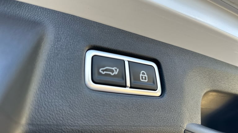 2023 Kia Sorento 1.6 h T-GDi Edition SUV 5dr Petrol Hybrid Auto AWD Euro 6 (s/s) (226 bhp) SUV Hy...