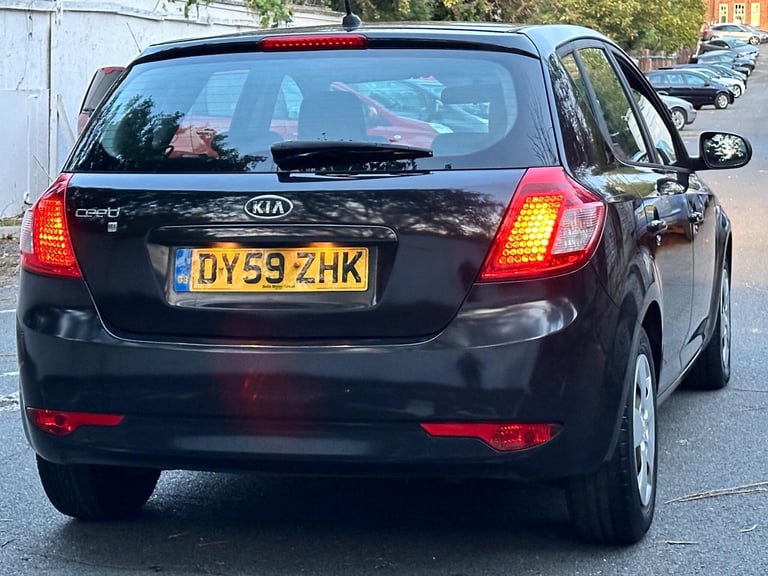 2010 Kia Ceed 1.6 1 Auto Euro 4 5dr HATCHBACK Petrol Automatic