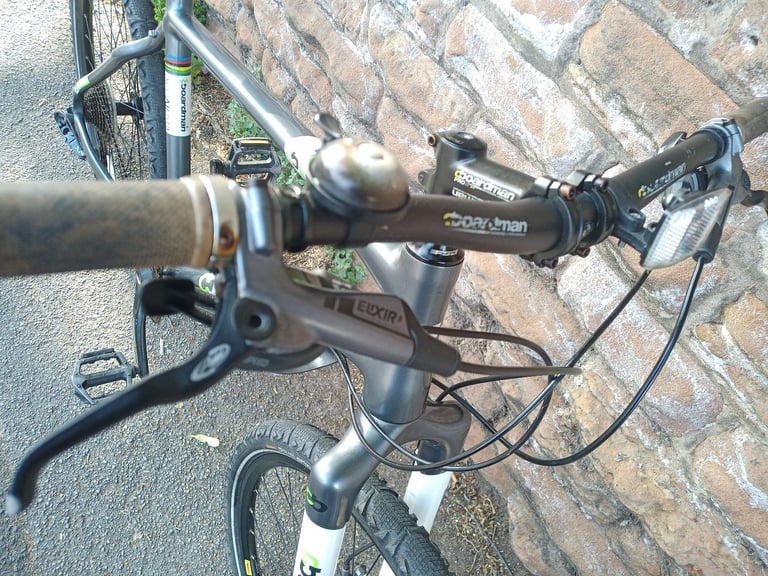 Boardman Team-R Light Weight Cross Country Mountain Bike - Carbon Forks
