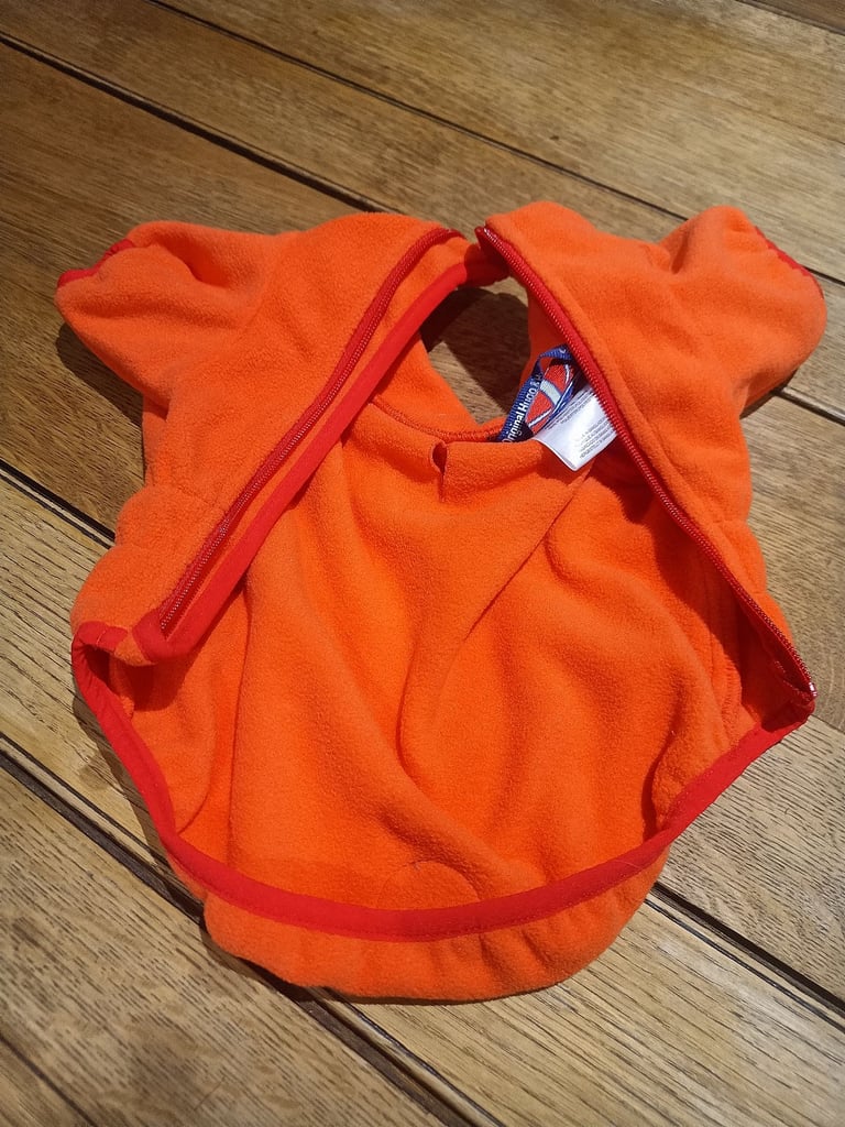 Dog Fleece Jacket (28cm from neck to tail)