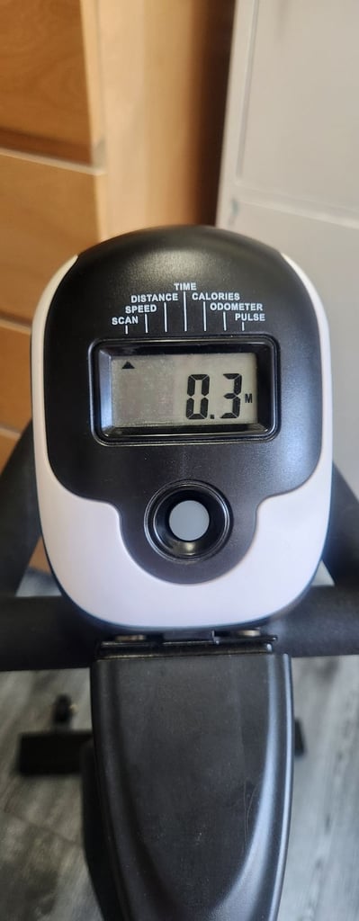 JLL IC300 Indoor Spin Bike – 18kg Flywheel – Home Gym Exercise Bike l spinning bike 
