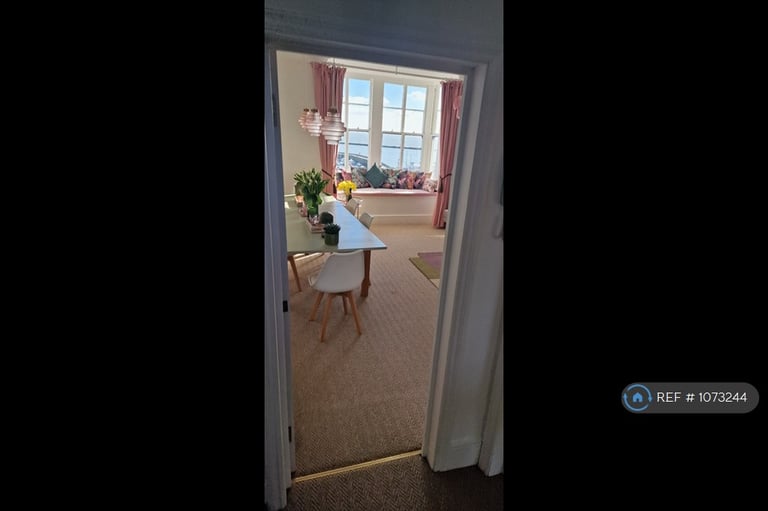 3 bedroom flat in Prospect Terrace, Ramsgate, CT11 (3 bed) (#1073244)