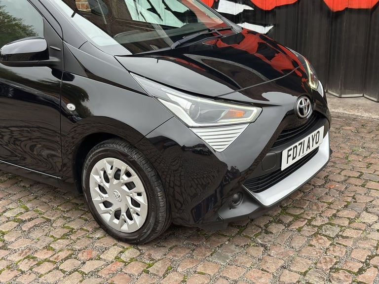 2022 Toyota AYGO 1.0 VVT-i X-Play TSS 5dr HATCHBACK PETROL Manual