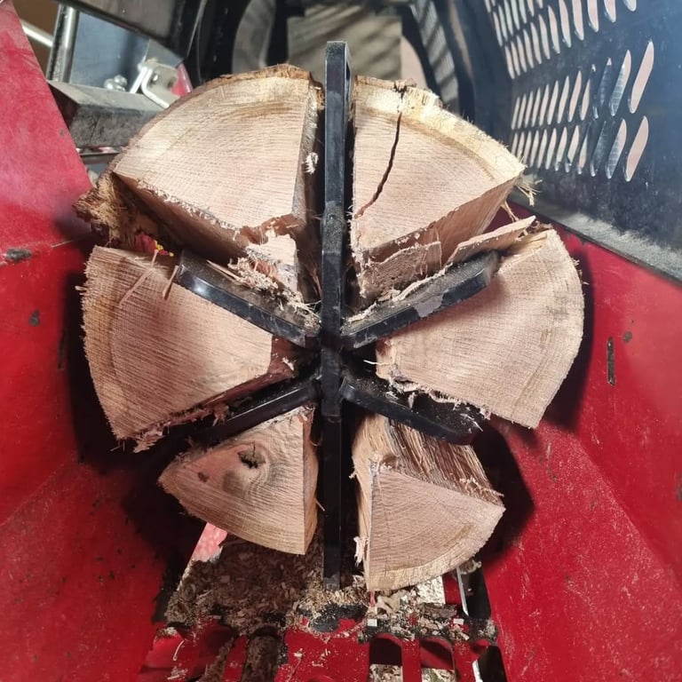 KILN DRIED HARDWOOD LOGS