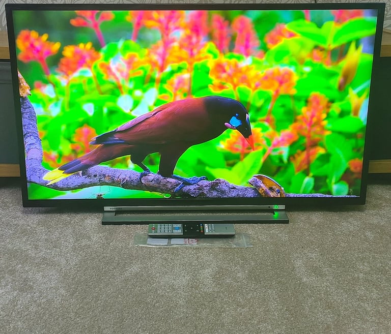 Toshiba 43 inch Full HD 1080p LED Smart TV Alexa WiFi HDMI USB