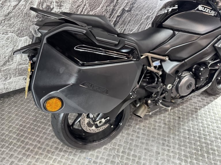 SUZUKI GSX-S1000GT+ GSXS 1000 GT+ TOUR M3 2024