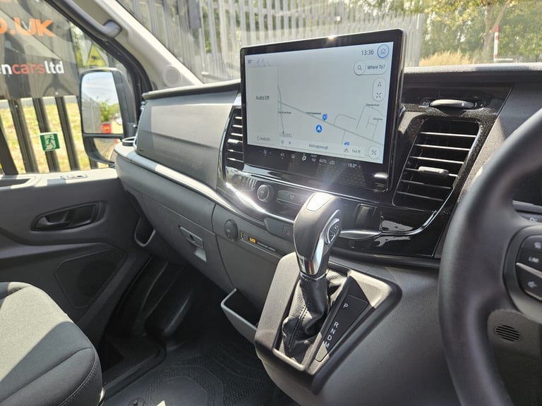 FORD TRANSIT 410 2.0 EcoBlue 165ps L3 H2 14 Seater Limited AUTO [Nav] * PLUS VAT