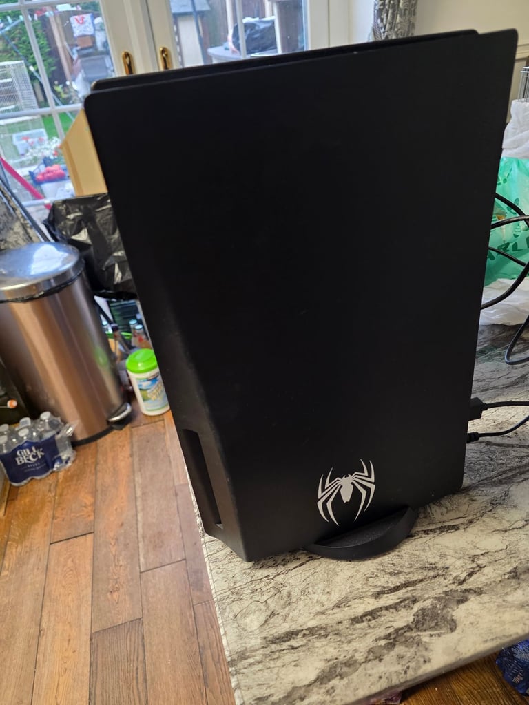 PlayStation 5 Console - Marvels Spider-Man 2 Limited Edition