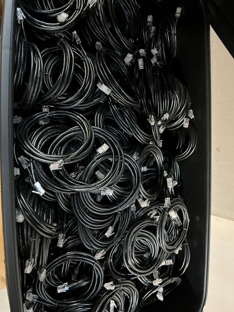 Large quantity of CAT 5E Cables 