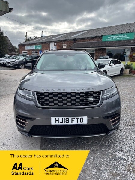 Land Rover Range Rover Velar -WOW WHAT A CAR-SAT NAVIGATION-HEATED SEATS-UPGRADE