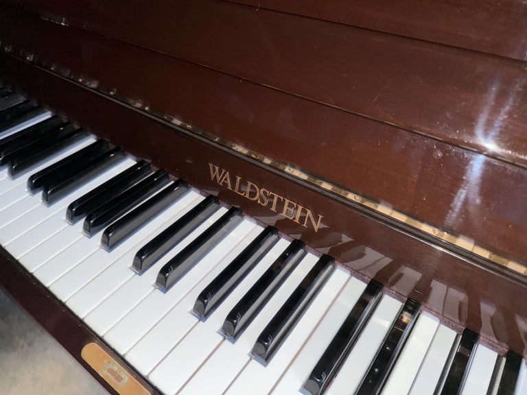 WALDSTEIN FREE DELIVERY FREE STOOLTUNED 