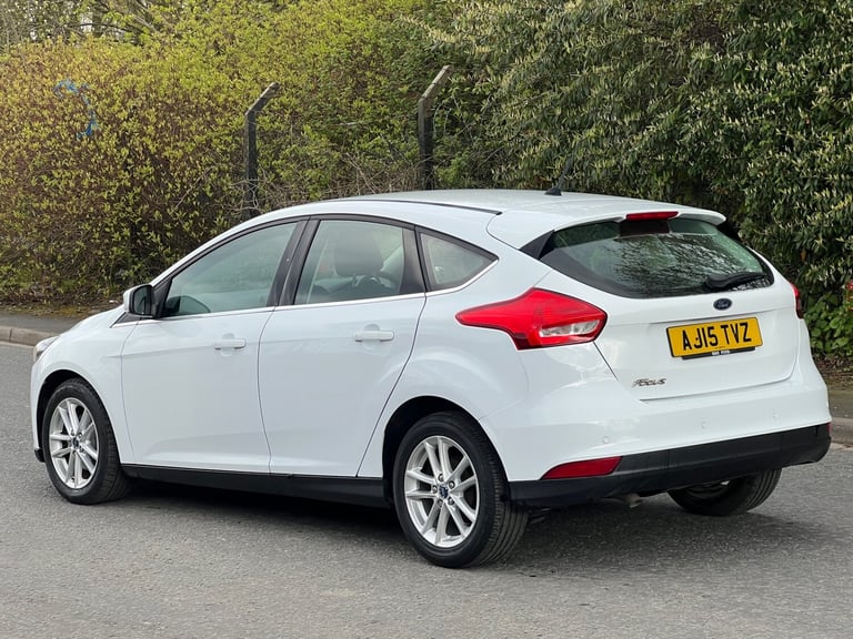 2015 Ford Focus 1.5 TDCi 120 Zetec 5dr HATCHBACK Diesel Manual