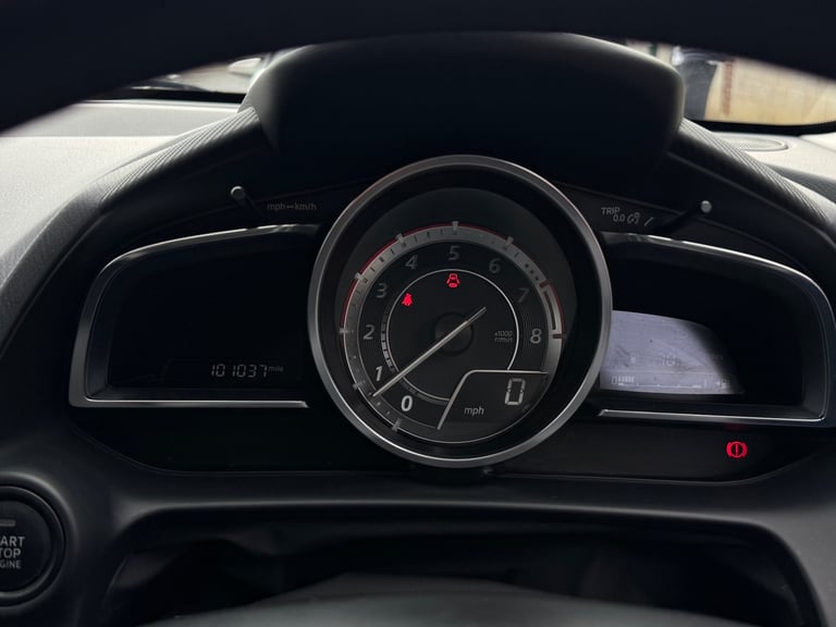 Mazda, 2, Hatchback, 2015, Manual, 1496 (cc), 5 doors