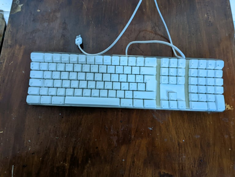 APPLE Keyboard 