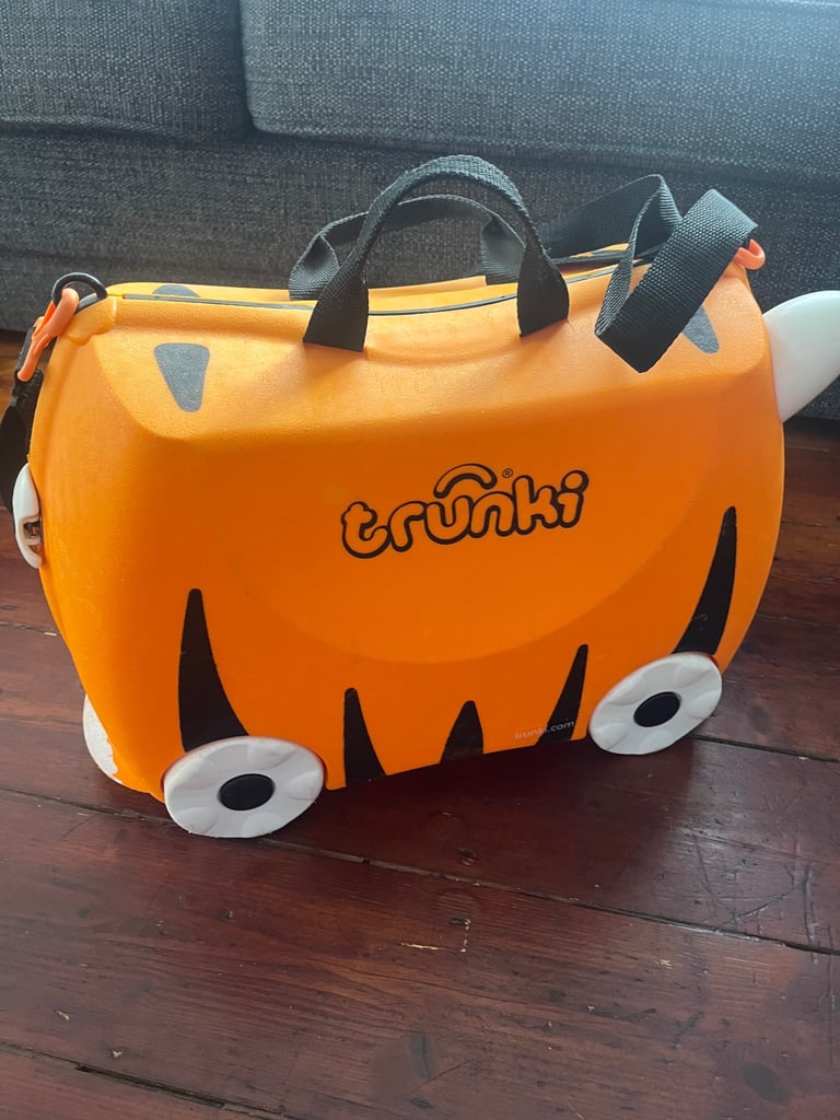 image for Trunki Kids suitcase 