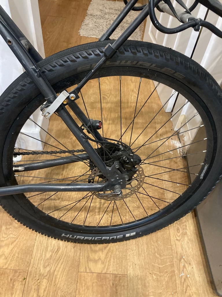 Large gents mountain bike.