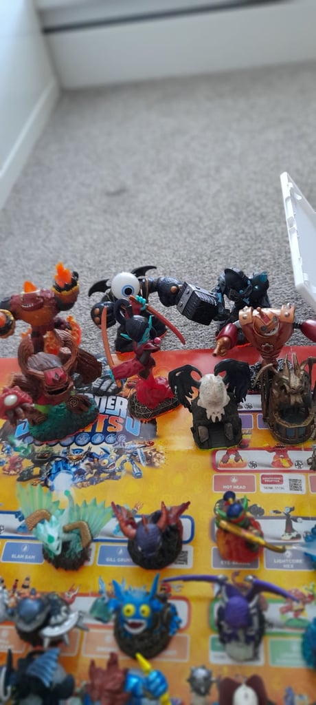 Skylanders Characters season 1 + 2