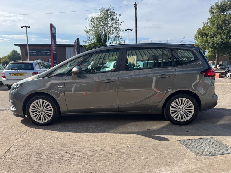 2017 Vauxhall Zafira 1.4T Design 5dr ++ 7 SEATS / DAB / BLUETOOTH / ULEZ ++ MPV Petrol Manual