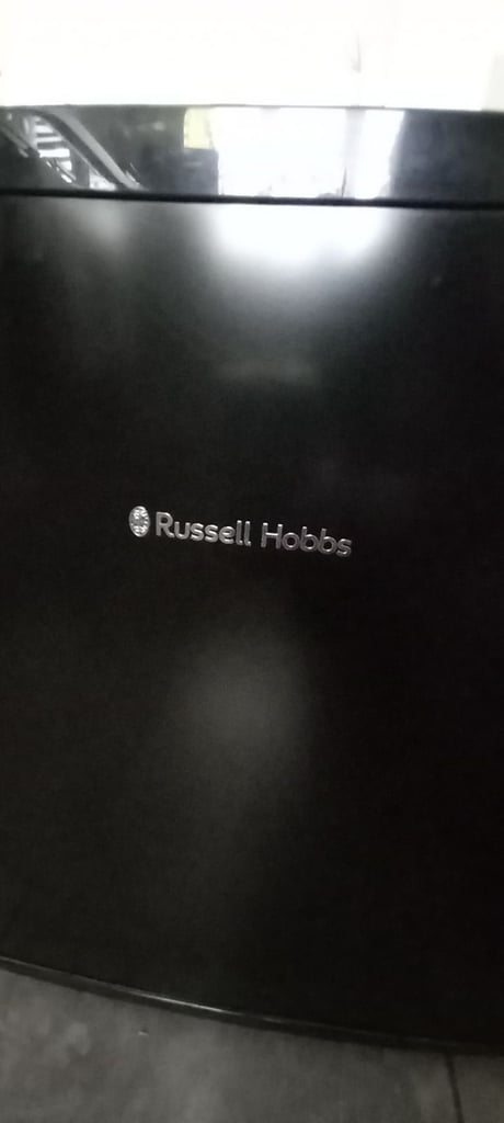 RUSSELL HOBBS Mini Freezer 