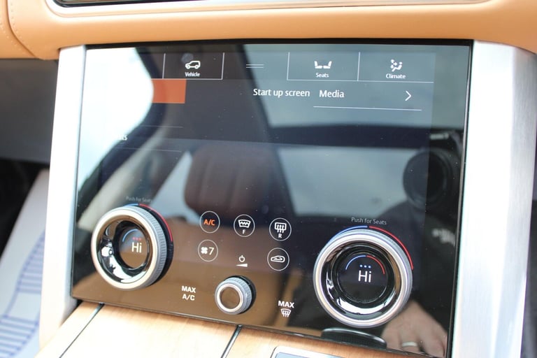 2019 Land Rover Range Rover 4.4 SD V8 Autobiography Auto 4WD Euro 6 (s/s) 5dr ESTATE Diesel Autom...
