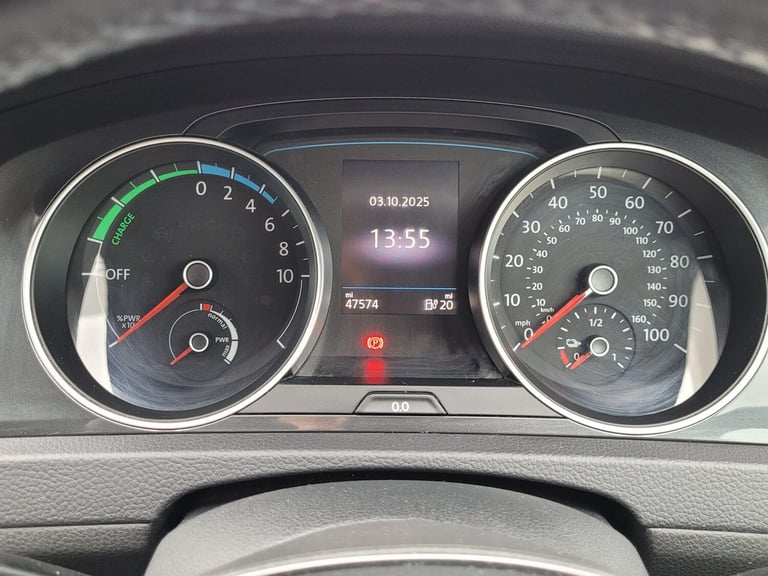  Volkswagen Golf 35.8kWh e-Golf Auto 5dr Electric Automatic