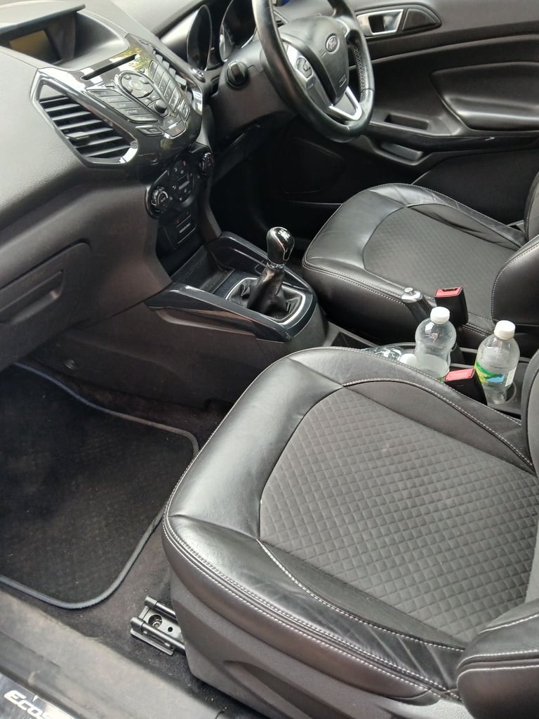 Ford, ECOSPORT, Hatchback, 2015, Manual, 998 (cc), 5 doors
